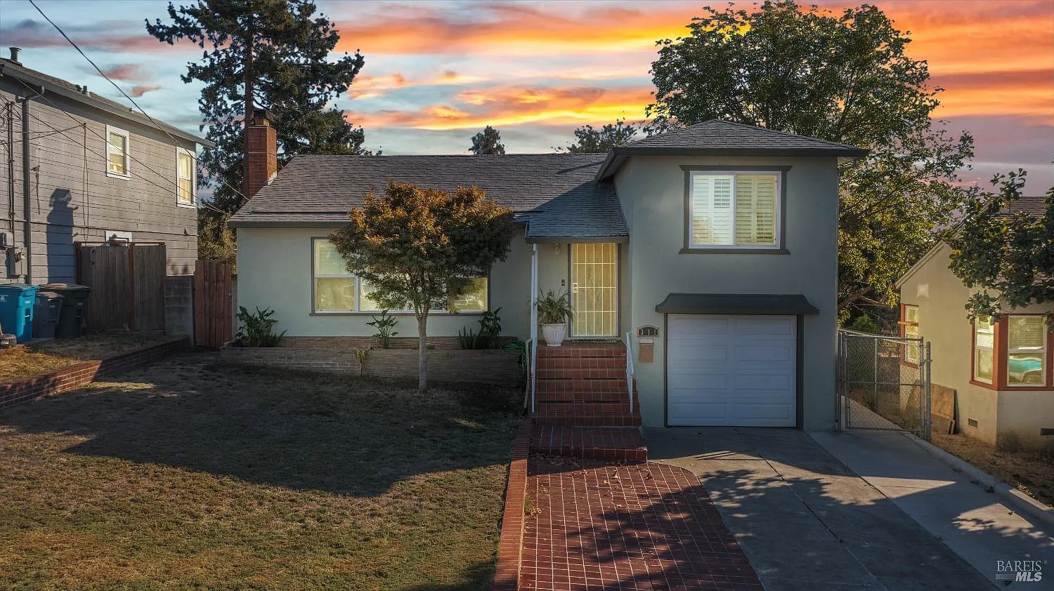 311 Valle Vista Avenue photo 1