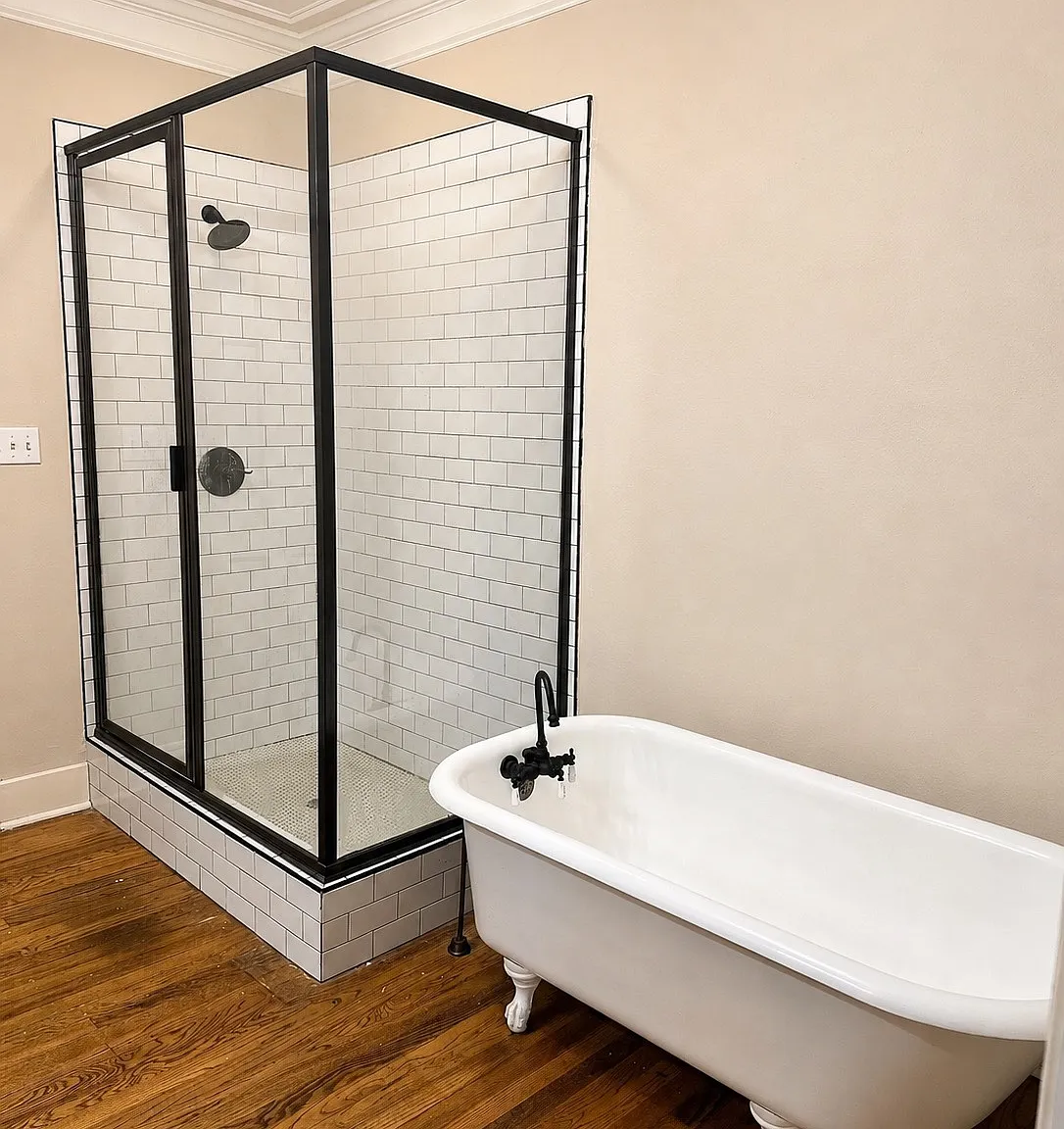 3 bed, 2349 sqft, $1,650 — Photo 1