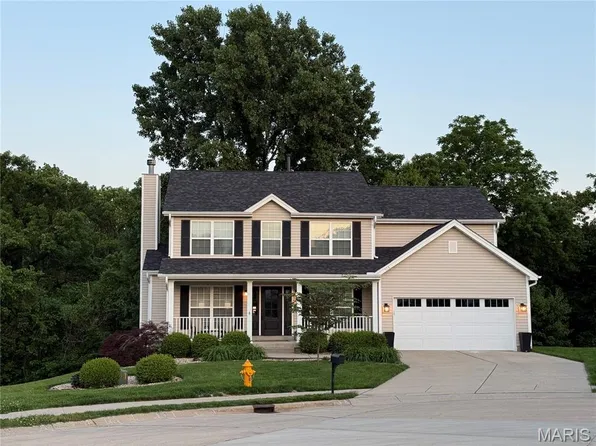 513 Deer Creek Rd, O'Fallon, IL 62269