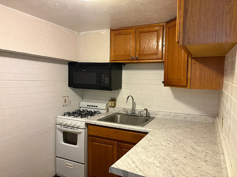714 S 1st Ave #C — Photo 3