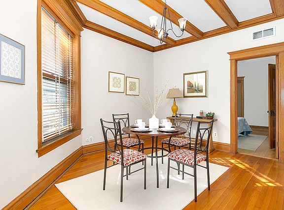 5th image of 3042 N Clifton Ave APT 2