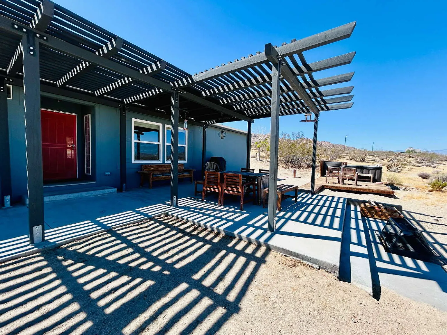 3 bed, 2.0 bath, 1352 sqft, $2,250 — Photo 1