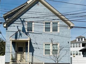 65 Union Ave
