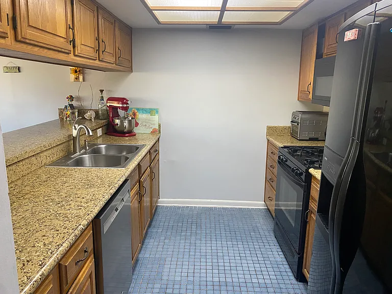 9604 N Edison Ave — Photo 16
