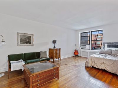 282 E 35th St APT 5H, Brooklyn, NY, 11203