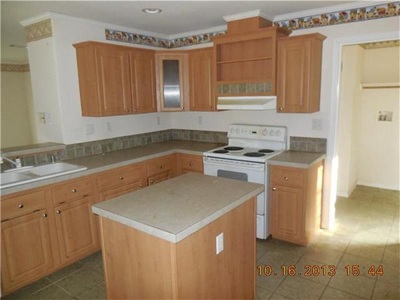 2nd image of 7840 Summer Place Ave