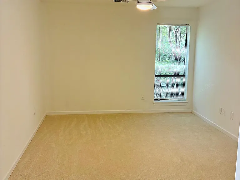 5772 Rexford Ct #G — Photo 25