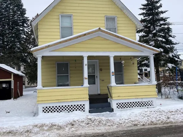 7 Pine St, Malone, NY 12953