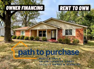 2701 Wintergreen Dr, Florissant, MO 63033