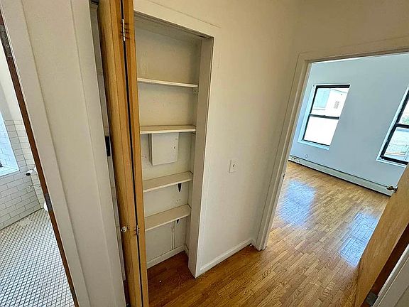 3rd image of 11-27 Nameoke St #3K