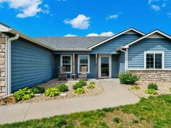 1001 Trey Pl, Saint George, KS 66535
