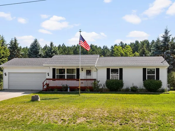 3053 Grand Ave, Interlochen, MI 49643