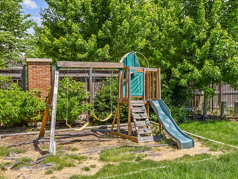 3436 Birch Ln — Photo 35