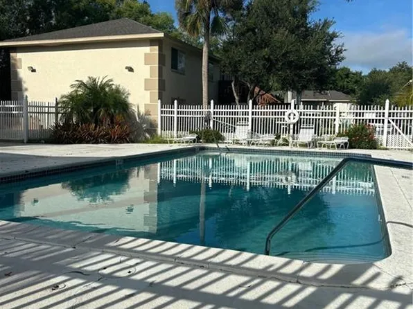 5386 16th Pl SW #F-4, Naples, FL 34116