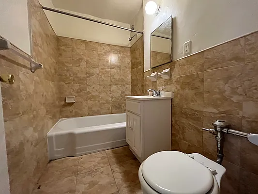 Rented by Affordable Housing Real Estate Corp | media 6