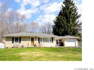 42 Ranch Village Ln, Rochester, NY 14624