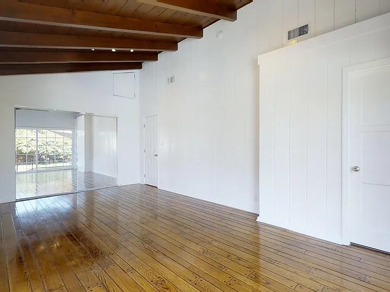 3758 Tuller Ave — Photo 20