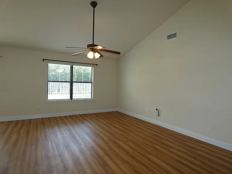 4931 Makenna Cir — Photo 15