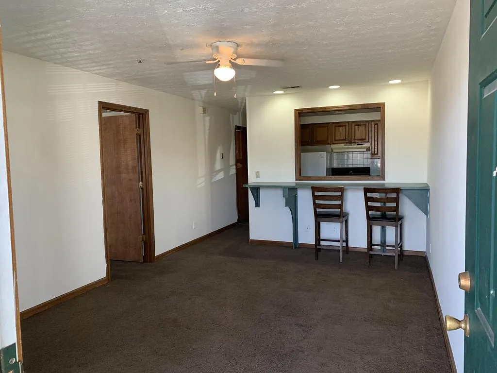 Building Photo - 1540 7th Ave #11