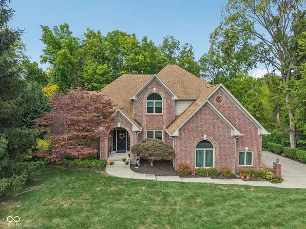8868 Classic View Dr, Indianapolis, IN 46217