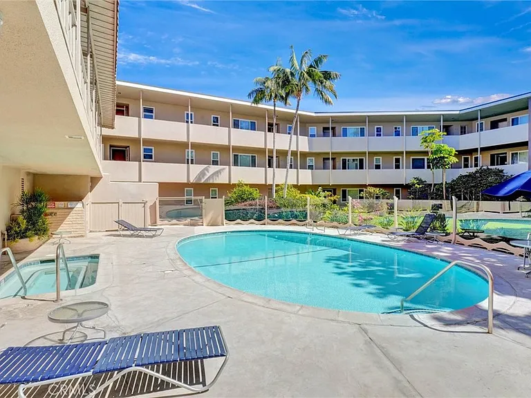 31561 Table Rock Dr #418 — Photo 49