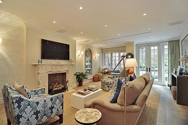 Sold by Corcoran | media 14