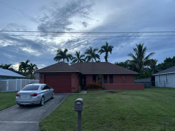 2210 SE 11th Ave, Cape Coral, FL 33990