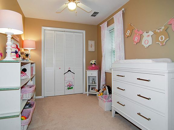 Kitchen / Breakfast Room