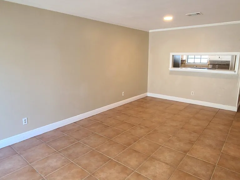 7250 Hilburn Rd #4D — Photo 4