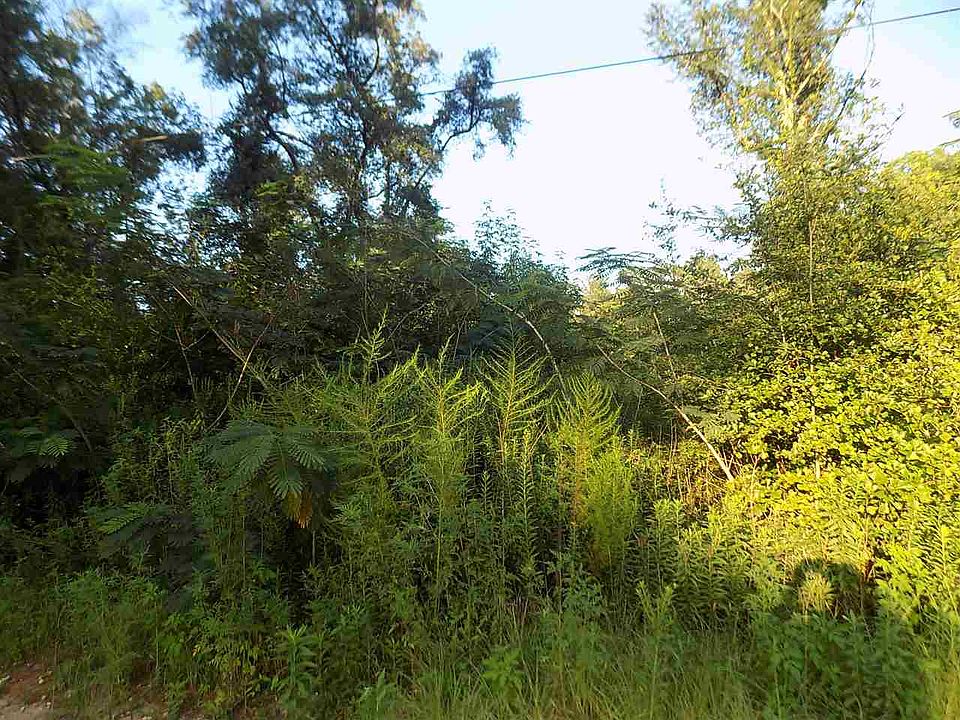 1st image of Raquel Ln