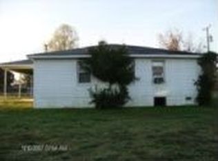 280 Jw Davis Dr, Savannah, TN 38372