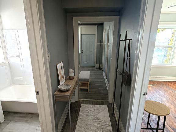 4th image of 5019 W Maypole Ave #2R