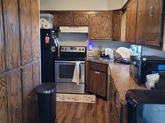 5th image of 3101 81st Ave N