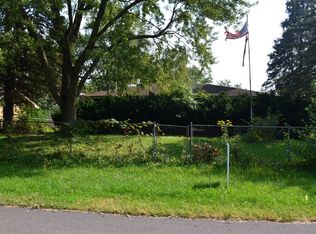 1708 Pinewood Ln, Joliet, IL 60433