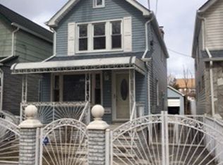 19405 112th Ave, Saint Albans, NY 11412