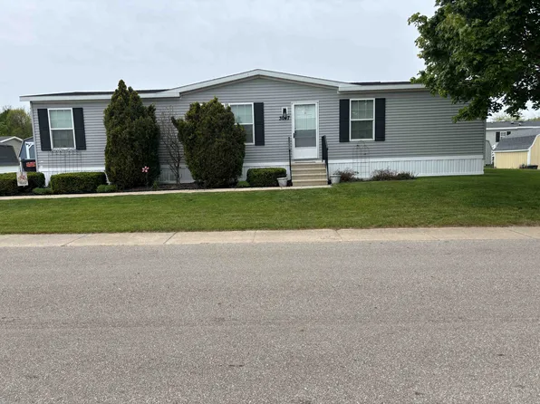 3047 Chalkstone Ln #106, Hudsonville, MI 49426