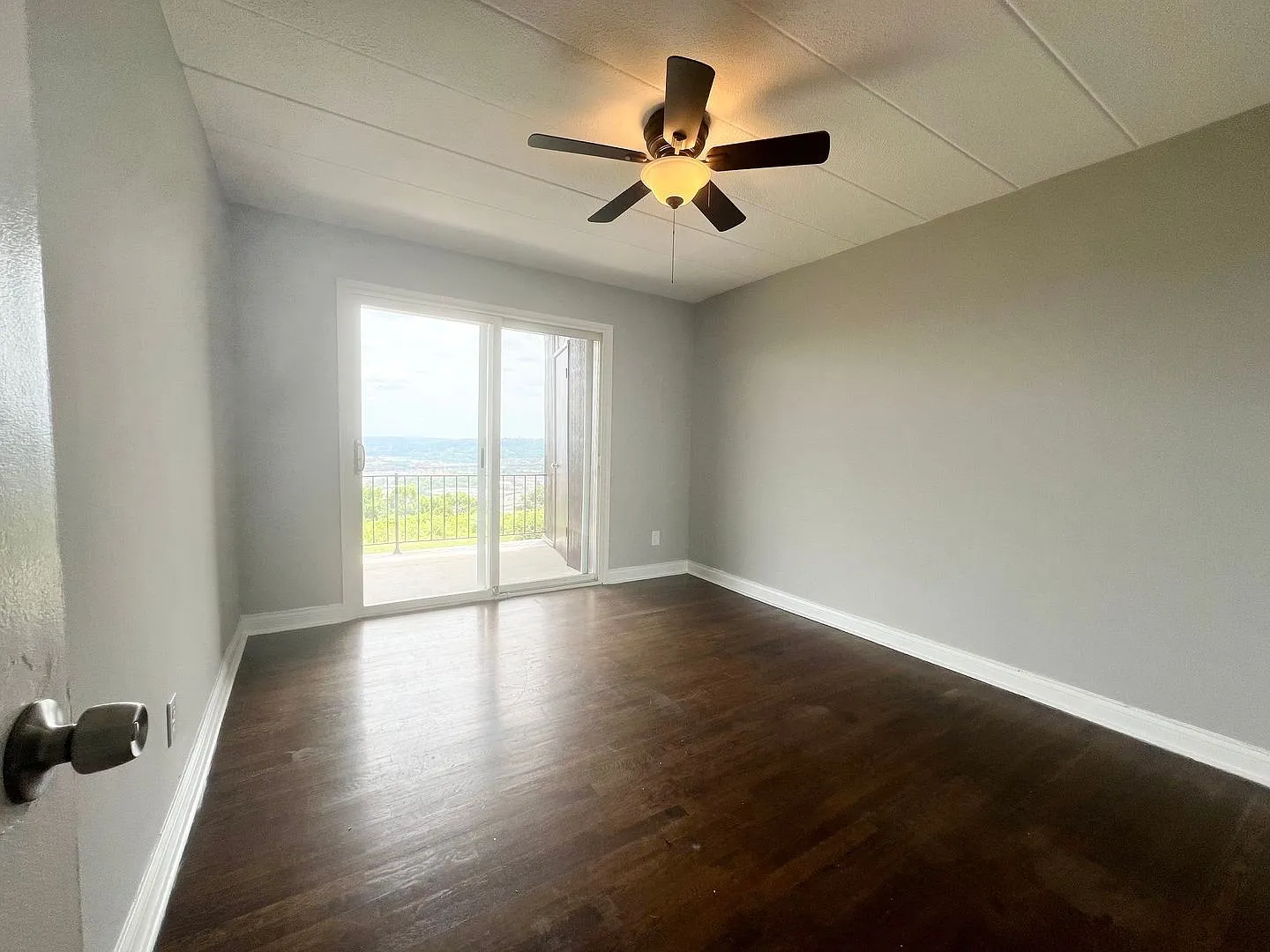 2 bed, 1.0 bath, 672 sqft, $1,145 — Photo 4