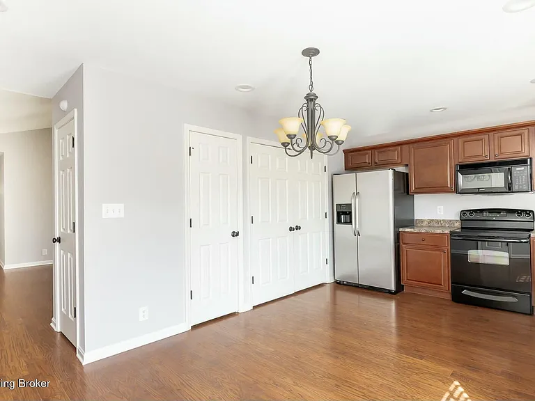 313 Stamper Ave — Photo 17