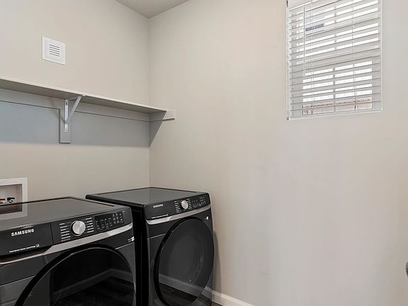 Helena Laundry Room