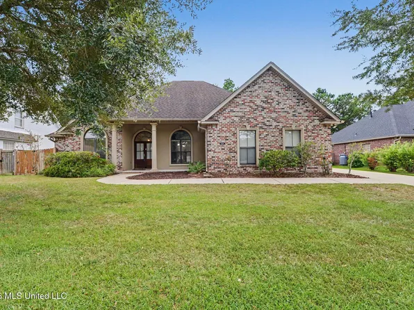 11519 Treelawn St, Gulfport, MS 39503