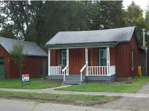 39 Leonard St, Dansville, NY 14437