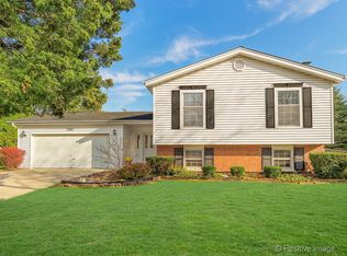 7317 Richmond Ave, Darien, IL