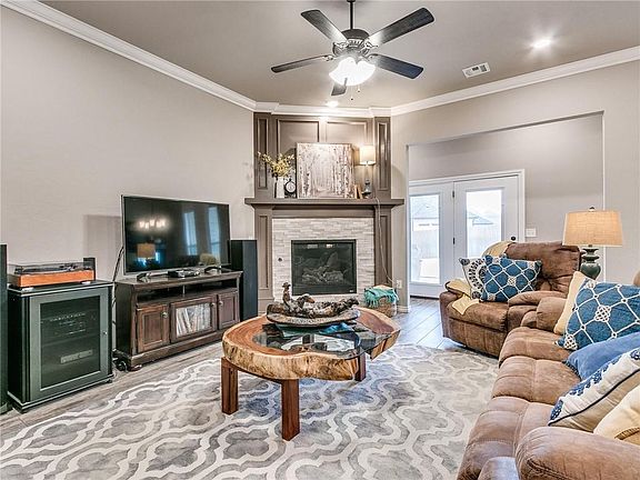 4th image of 12901 Williamson Farms Blvd