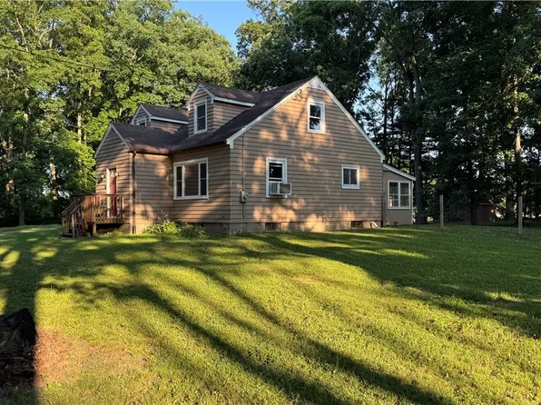 7688 Calvin Rd, Ravenna, OH 44266