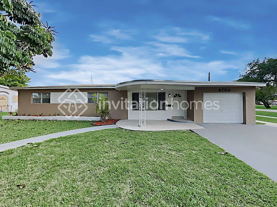 6750 SW 25th St