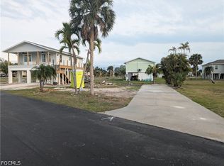 13651 Sora Dr, Fort Myers, FL 33908