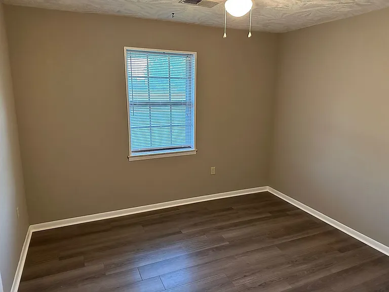 519 Shelton Rd — Photo 8