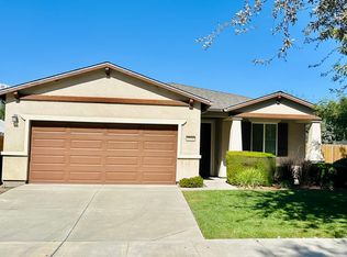 2506 W Sedona Ave, Visalia, CA 93291