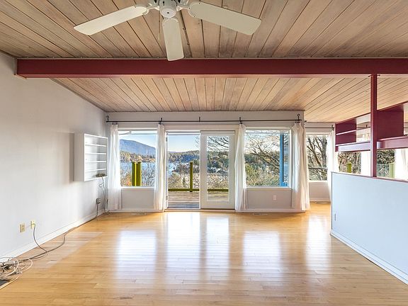 2nd image of 494 Sargent Rd