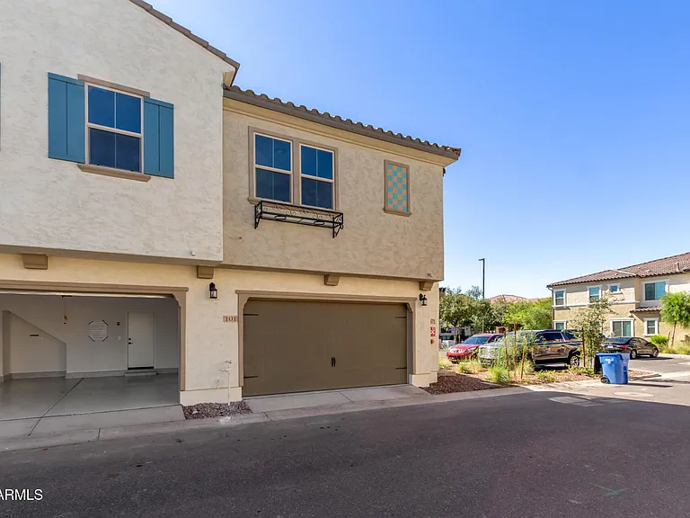 1871 E Hampton Ln #101 — Photo 36